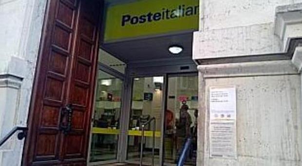 L'ingresso dell'ufficio postale
