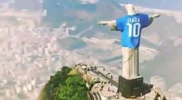 Cristo Redentore in maglia azzurra nello spot Rai, l'Arcidiocesi di Rio chiede 7 milioni
