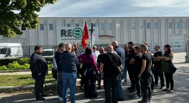 Reset: il presidente del consiglio comunale Valentini e l’assessore Chiarinelli incontrano i lavoratori in sciopero