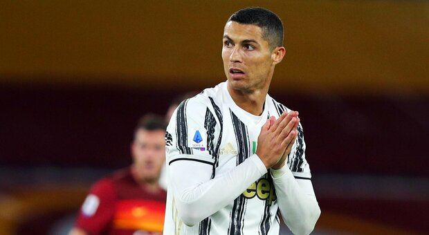 Cristiano Ronaldo positivo al Covid per la seconda volta, salta il match contro il Barcellona