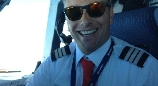 L'esperienza del pilota viterbese Daniele Soffietti: quarantena a Dubai e aerei a terra. «Volare mi manca»