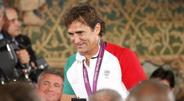 https://statics.cedscdn.it/photos/MED/96/35/4369635_02101016_zanardi_intervista.jpg