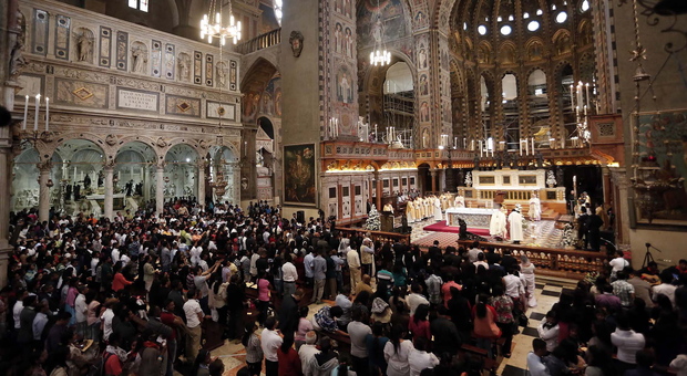 Rischio ressa per il tradizionale pellegrinaggio dei cingalesi alla basilica del Santo