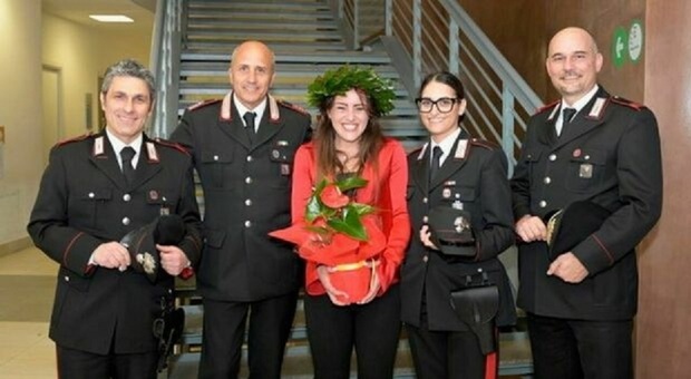 Veronica Peyrone: «I carabinieri mi hanno salvata dalla droga, per la mia laurea li ho voluti qui con me»