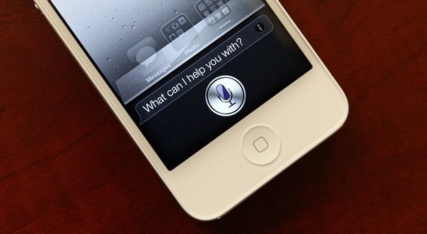 Siri cerca anche le foto: Apple presenta nuovo brevetto