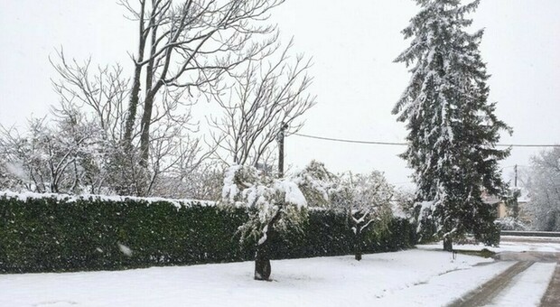 Neve nel Beneventano, stop a veicoli pesanti sulle strade locali