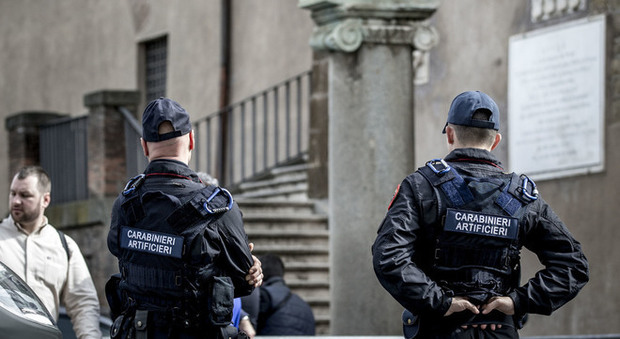 Roma, allarme rosso per gli agenti gli 007: sono possibili obiettivi
