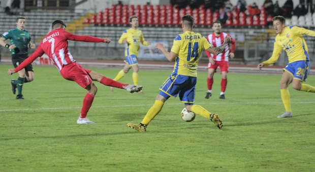 Il quinto gol segnato da Volpicelli durante Matelica-Fermana terminata 5-1