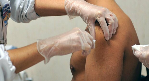 Covid, in Campania il 50% dei detenuti è stato vaccinato