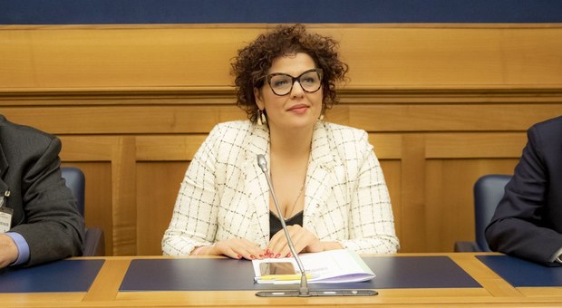 Picentini, Bilotti porta in Parlamento il caso delle educatrici senza stipendio