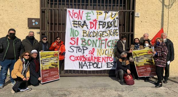 «No al biodigestore», i cittadini di Ponticelli insorgono: «non vogliamo rifiuti, vogliamo le bonifiche»