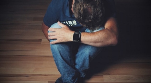 Vedelago. Seimila euro per fare sesso con un 17enne: fotografo condannato a un anno e tre mesi
