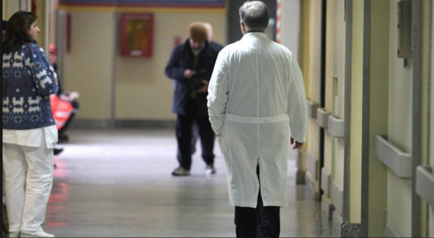 Daspo negli ospedali nel Dl Sicurezza, i medici contrari: «Abbiamo dovere di aiutare chi sta male»