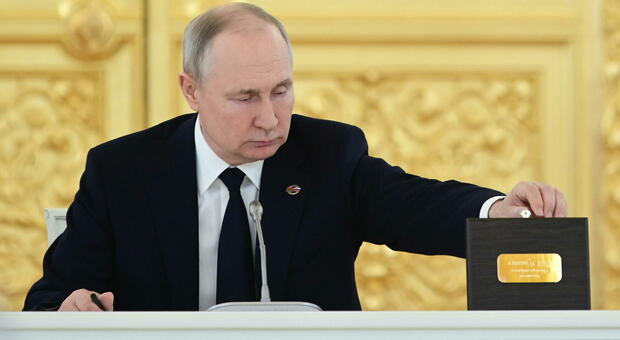La morte di Putin o Zelensky, il cambio di leadership e l'attacco al Cremlino: i quattro scenari sulla guerra dell'intelligence Usa
