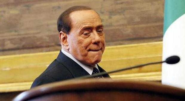 Berlusconi rilancia e attacca tutti