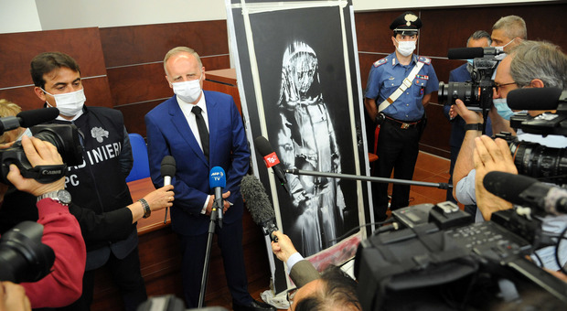 Bataclan, dietro il furto del Banksy il contrabbando di opere d'arte