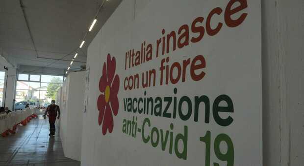 Focolaio dopo l'arrivo di turisti romani in vacanza a Montebello sul Sangro: centenaria salvata dal vaccino