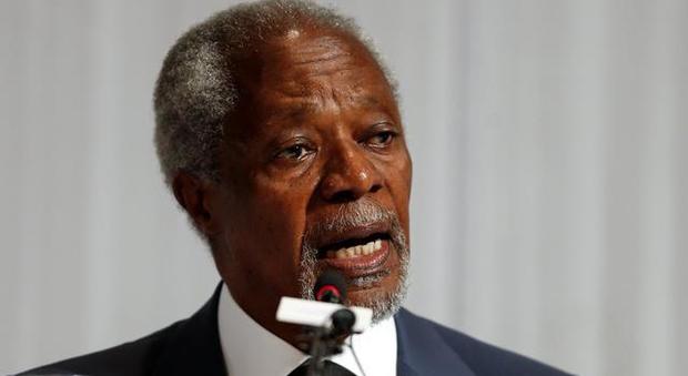 È morto Kofi Annan, l'ex segretario generale dell'Onu. Nel 2001 il Nobel per la Pace