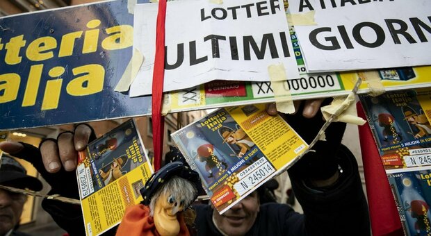 Lotteria Italia, boom di biglietti venduti: in Campania +27% rispetto al 2020