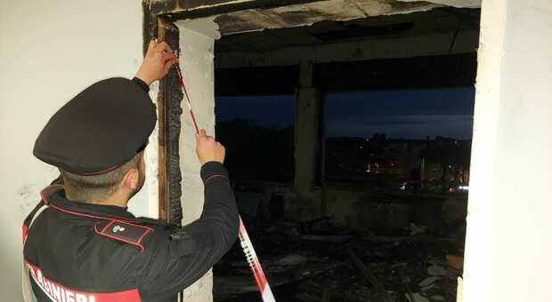 Municipio VII, incendio distrugge ufficio capo staff del presidente: indagano i carabinieri
