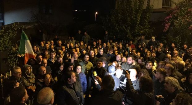 Spinetoli, protesta contro i migranti Devono intervenire i carabinieri