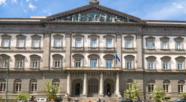 Napoli: ordinanza regionale, all'Università le sedute di laurea restano in presenza