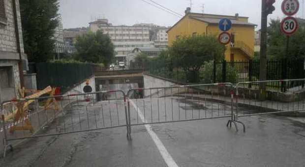 Bomba d'acqua su Ancona ​Allagati sottopassi e strade
