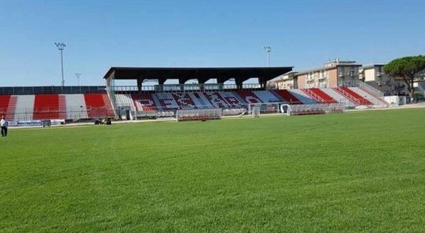 Pesaro, stadio Benelli: 8 ditte ancora in gara per realizzare il nuovo campo da calcio. Lavori al via entro metà giugno