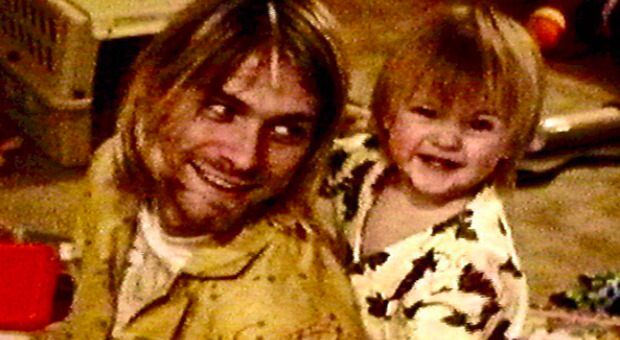 Kurt Cobain, la lettera della figlia Frances a 30 anni dalla scomparsa: «Avrei voluto conoscerlo»