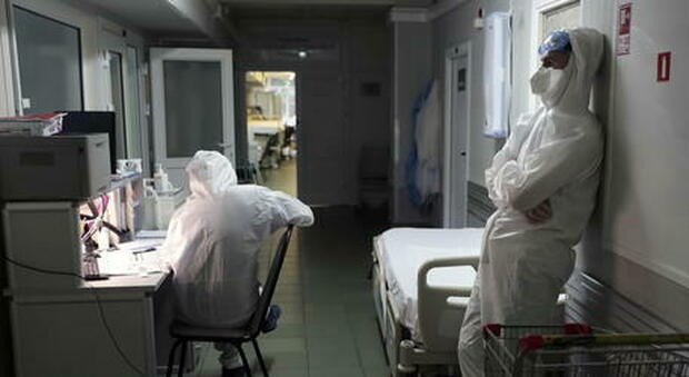 Covid: si rompe un tubo dell'ossigeno in ospedale russo, morti 9 contagiati