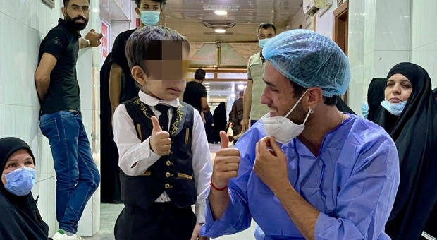 Il team di "Emergenza sorrisi" è volato in Iraq per operazioni rischiose per ridare vita ai bambini affetti da malformazioni al volto. Il racconto della missione in una intervista esclusiva per Leggo