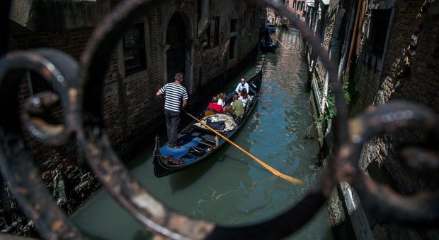 Tassa di sbarco a Venezia: il ticket slitta da luglio ai primi di settembre