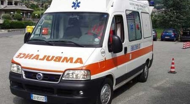 Roma, auto investe pedone sulle strisce all'Eur: morto un uomo di 49 anni