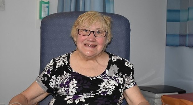 immagine Donna di 75 anni riceve il primo microcomputer nel cuore che informa quando è in pericolo di infarto