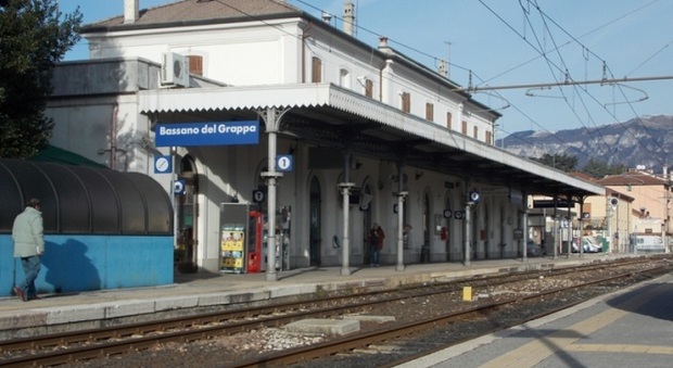 Domenica 5 maggio i treni Bassano-Trento sostituiti da pullman, ecco tutti gli orari