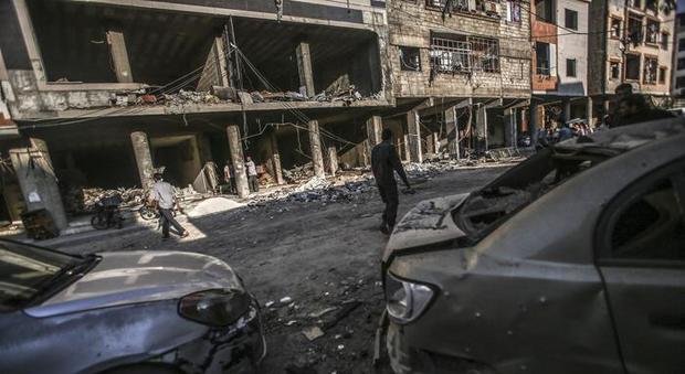 Siria, autobomba nel nord-est: 55 morti e 160 feriti. L'Isis rivendica l'attentato