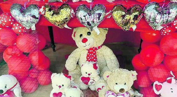 Anche gli orsetti tra i regali al partner per San Valentino