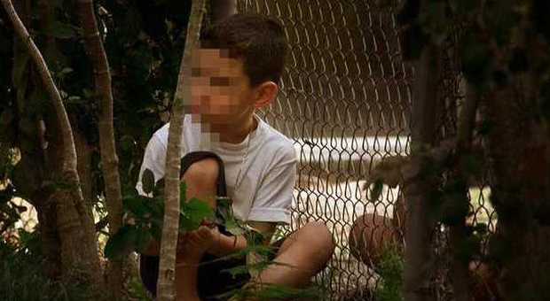 Salerno, da sei anni gli negano di vedere il figlio: un bimbo conteso alla Romania