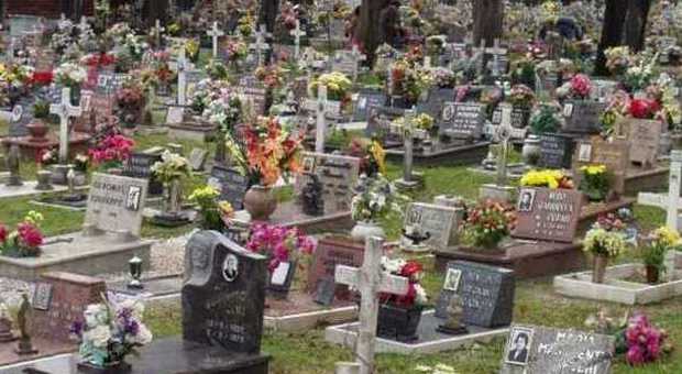 Furti di rame in 25 cimiteri tra Friuli e Veneto: arrestate 5 persone