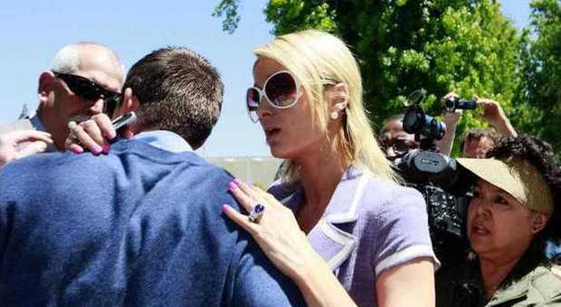 Paris Hilton nei guai, trovati 400 chili di cocaina nel suo ranch