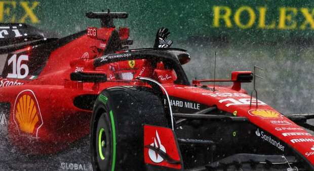 La Ferrari di Charles Leclerc naufragata sotto il diluvio a Montreal
