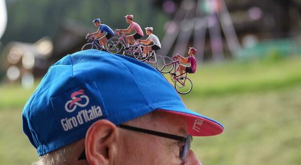 Giro d'Italia 2024, la 19esima tappa da Mortegliano a Sappada. C’è anche l’omaggio a Bottecchia