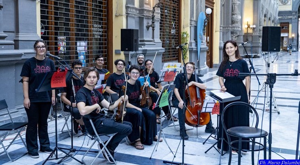 «Libri al pomodoro» il progetto Artesì torna a Napoli con la musica dei giovani di Scampia del Centro Hurtado