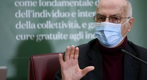 Covid Italia, Rezza: «Epidemia ancora fuori controllo, impossibile tracciare». E sulla variante inglese: «Si valuta innalzamento misure»