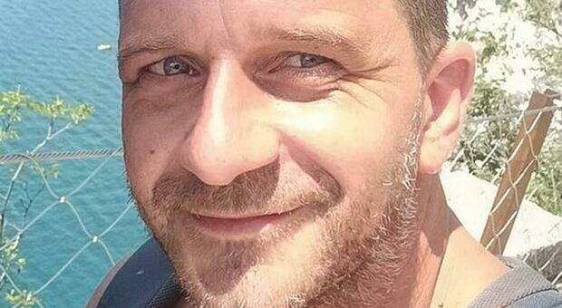 Filippo Esposito, 40 anni, morto di malore nel sonno