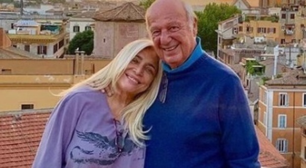 Mara Venier, gli auguri di compleanno del marito Nicola Carraro arrivano su Instagram