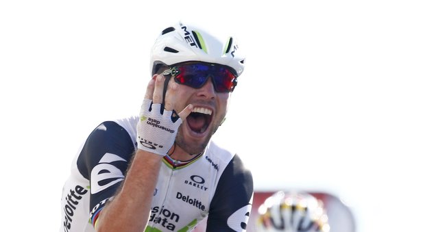 Tour de France, Cavendish cala il poker: quarta volata vincente nella 14esima tappa