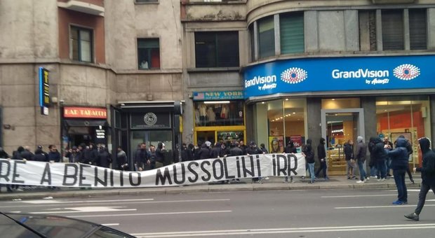 Mussolini, la Lazio prende le distanze: «Non risponde ai nostri valori»