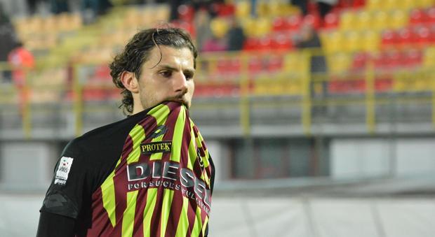 Bassano beffato nel finale dal gol dell'ex Falzerano.