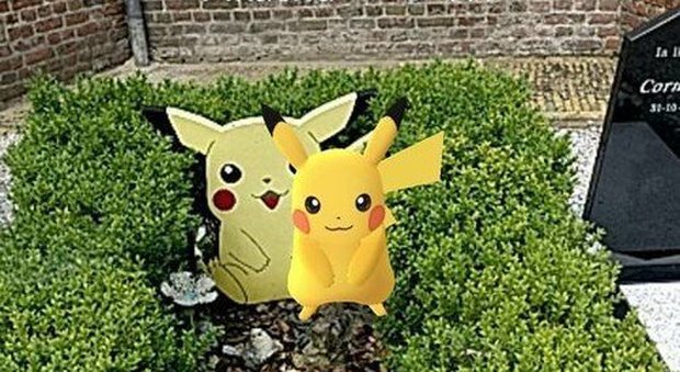 Pokemon Go, ventunenne trova Pikachu sulla tomba del fratellino morto